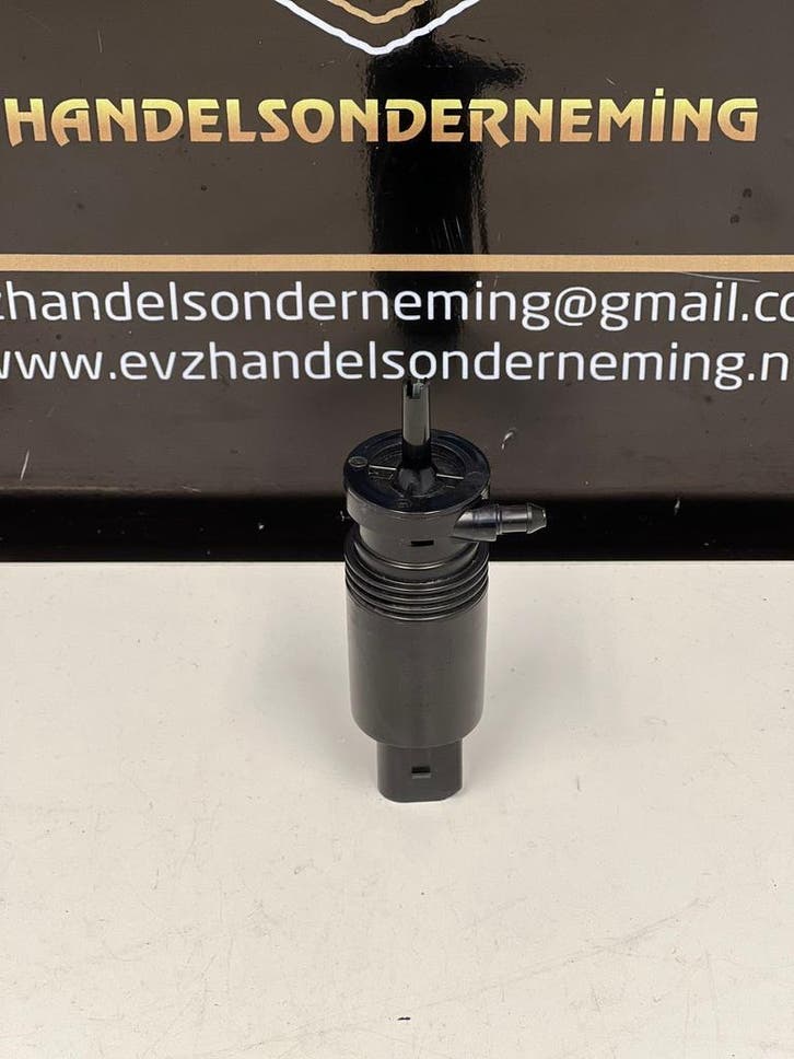 Mercedes Vito ruitensproeier pomp bj.2020 Artnr. 1012195, Auto-onderdelen, Ruiten en Toebehoren, Gebruikt, Mercedes-Benz