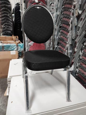 Stapelstoelen (stackchairs) VENUS zwart €23,- incl btw, Ophalen of Verzenden, Nieuw in verpakking, Meubilair