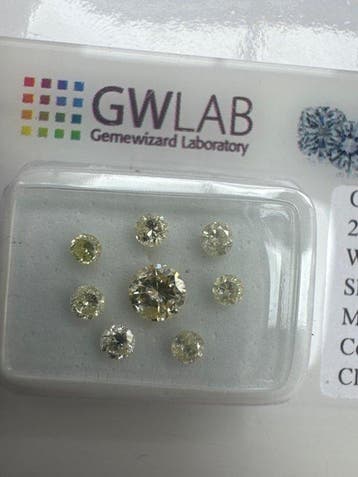 Zonder minimumprijs - 8 pcs Diamant (Natuurlijk gekleurd) -, Nieuw