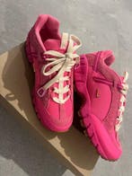 Jacquemus - Nike Air Humara LX - Low-top sneakers - Maat: EU, Nieuw