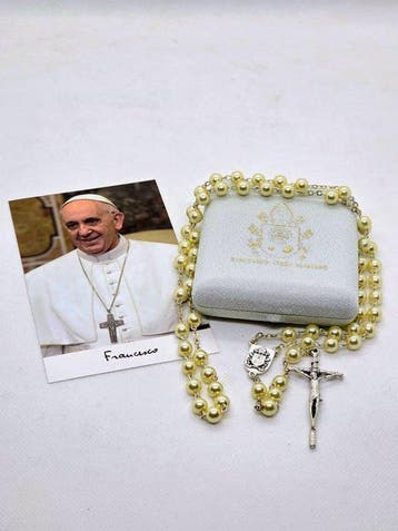 Rozenkrans - Paus Franciscus - Donato en Benedetto