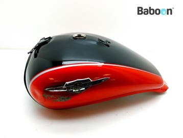 Benzine Tank Suzuki VZ 800 2005-2010 Boulevard M50 Intruder, Verzenden, Gebruikt