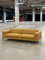 Design on Stock Aikon 4-zits | NIEUWSTAAT + Garantie, 100 tot 125 cm, Stof, Ophalen of Verzenden, Zo goed als nieuw