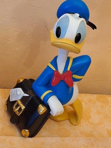 . mooi beeld Donald Duck met koffer 25 cm - 1990, Verzamelen, Nieuw