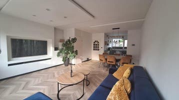 Te huur: Huis Noten-bogerd in Hendrik-Ido-Ambacht, Hendrik-Ido-Ambacht, Zuid-Holland