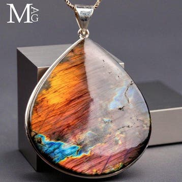 Spectaculair iriserende labradoriet edelsteen - 925 zilver -