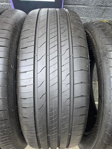 215/55r18 99V Goodyear 2 stuks!! dotcode24, Ophalen, 18 inch, 215 mm, Nieuw