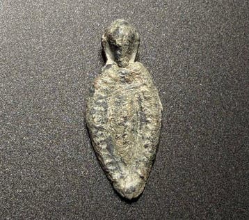 Viking periode Lood Zeldzame Warriors Amulet gevormd als een