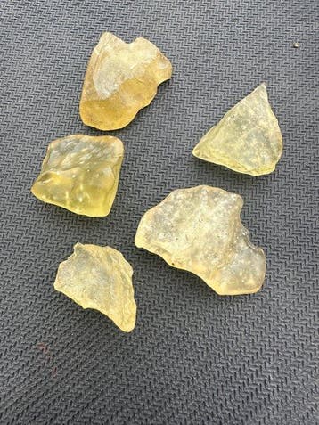 Libisch woestijnglas Kristal - Hoogte: 3 cm - Breedte: 2 cm-, Verzamelen
