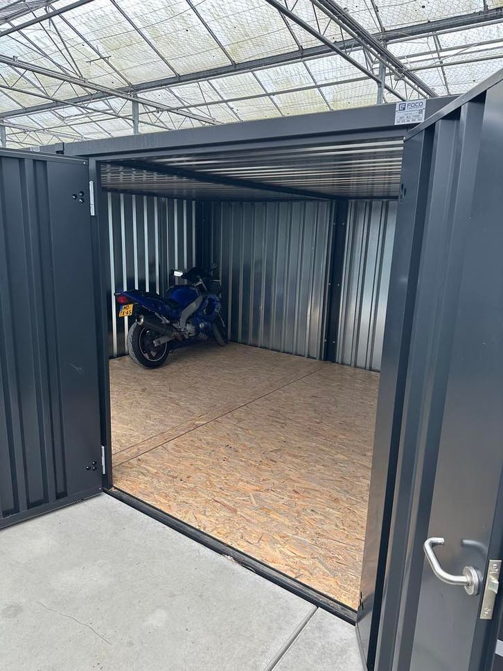 Tijdelijk motor stallen Rotterdam? Laatste boxen!, Auto diversen, Autostallingen en Garages