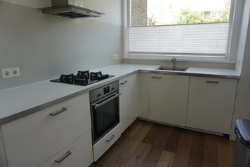 Te huur: Huis Emanuel van Meterenstraat in Amsterdam, Noord-Holland, Amsterdam