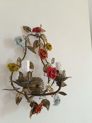 Wandkandelaar - Metaal, Keramiek - Vintage bloemapplicatie, Antiek en Kunst