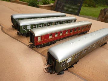 Märklin H0 - 4022/4023/4024/4026 - Modeltrein personenwagen, Nieuw