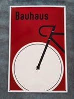 Bauhaus - enamel sign BAUHAUS Rennrad rot Emailschild, Antiek en Kunst