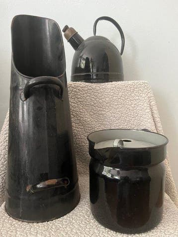 Werkgereedschap (4) Vintage - 3 emaille items zwart