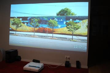 1080P Short Throw EPSON beamer EB-1450ui, nieuw! Twv €2500, Nieuw, Ophalen of Verzenden, LCD, Full HD (1080)