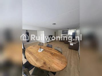 Rijswijk: Flat 120 m², 3 kamers