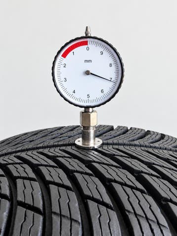 4x 255/55 R18 WINTER – €400 INCL. GRATIS MONTAGE | VOORRAAD, Ophalen, 18 inch, Gebruikt, 255 mm