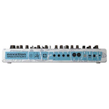 Novation Bass Station II Swifty Edition € 399,- code VERHUIS, Ophalen of Verzenden, Nieuw