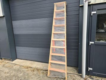 Trap 234cm Houten, Doe-het-zelf en Verbouw, Ladders en Trappen, Nieuw