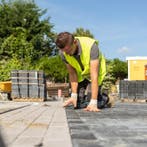 Stratenmakersbedrijf gezocht!, Bestrating