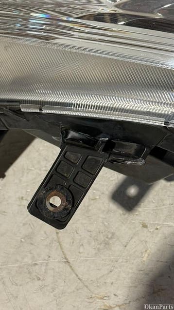 Suzuki Swift rechter koplamp rechts, Ophalen, Gebruikt