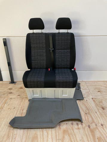 Bank Bijrijder Sprinter w906 Ruitjes -klaptafel, Ophalen of Verzenden, Gebruikt, Mercedes-Benz