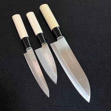 Seki Tsubazo  - Keukenmes - Santoku, Kodeba en Paremesje
