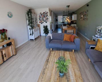 Te huur: Huis Pepermuntstraat in Heinkenszand, Heinkenszand, Zeeland