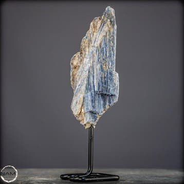 Natuurlijke kyanietkristal uit Brazilië – De hemelse zuil, Antiek en Kunst