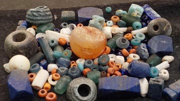 Oudegyptisch naar Romeins Glas meer dan honderd oude kralen