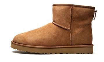 UGG Classic Mini Boot Chestnut, Nieuw