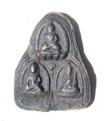 Tsa Tsa amulet 3 boeddhistische figuren 9 x 7 cm - Tibet -