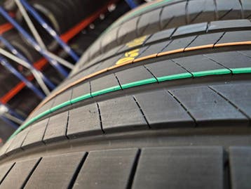 255/40/21 102T AO BRIDGESTONE ZOMERBANDEN 6,7MM PROFIEL 4X, Ophalen, Gebruikt, 255 mm, 21 inch