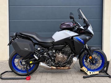 YAMAHA TRACER 7 l 2020 KOFFERSET LED LOGO WINDSCHERM CARPLAY, Motoren, 2 cilinders, Occasion, Motorrijbewijs A, ABS