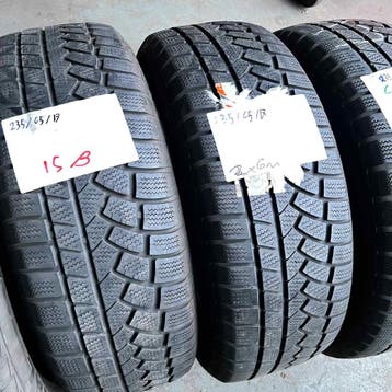 4 x Continental 4X4 ContiWinter 235-65-17 Winterbanden 6mm, Auto-onderdelen, Banden en Velgen, Gebruikt, 17 inch, 235 mm, Band(en)