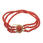 Bloedkoraal kralen armband met gouden slot (Schakelarmband), Gebruikt, Overige kleuren, Ophalen of Verzenden, Met edelsteen