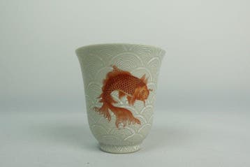 Carp & Wave Belvormige Beker - Porselein - China - 20e eeuw