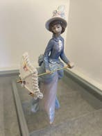 Lladró - José Puche - Beeldje, Afternoon Stroll - 5686 - 22