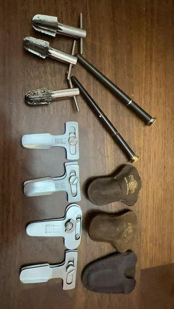Dunhill - Pijperager - Staal, Messing, Hout, Leder - (9), Nieuw