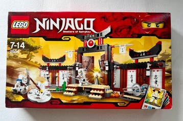 Lego Set - 2504 - Ninjago - Spinjitzu Dojo NEW and SEALED, Nieuw