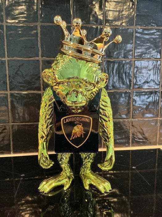 Van Apple Art (XX-XXI) - Fashion Monkey Lamborghini, Antiek en Kunst, Kunst | Designobjecten