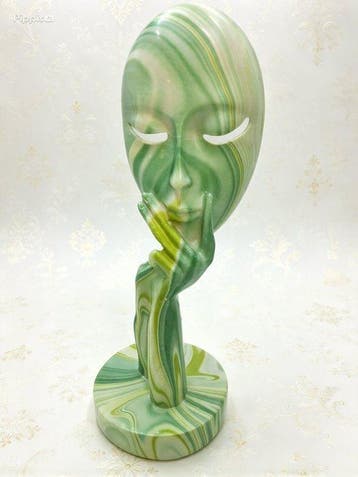 Beeldje - Scultura Volto Silenzioso in Resina Verde