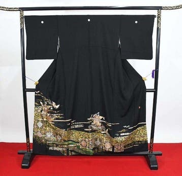 Zwarte tomesode-kimono - Japan - Halverwege de