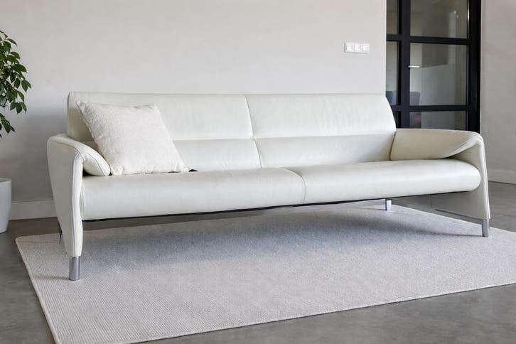 Leolux Felizia Bank  211cm – Lage Rug | wit Leer |, Huis en Inrichting, Banken | Bankstellen, 200 tot 250 cm, 75 tot 100 cm, Rechte bank