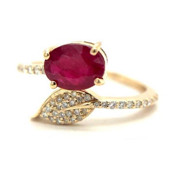 Ring - 14 karaat Geel goud - 1.76ct. tw. Robijn - Diamant, Nieuw