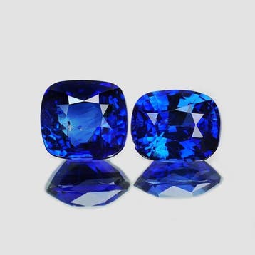 2 pcs Blauw Saffier - 1.90 ct - nternational Colored, Nieuw