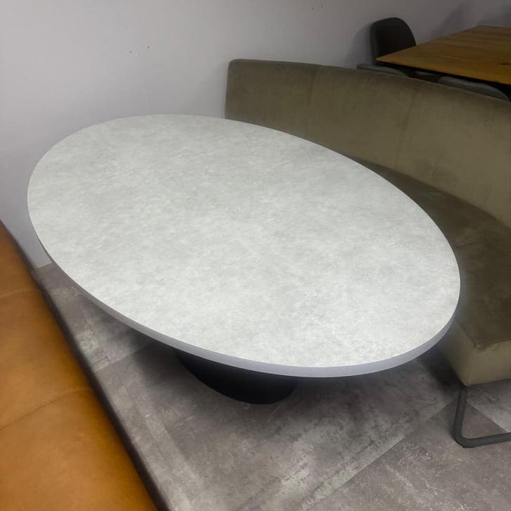 bert plantagie Eettafel Rato - Ongebruikt, Huis en Inrichting, Tafels | Eettafels, 100 tot 150 cm, Zo goed als nieuw, 200 cm of meer