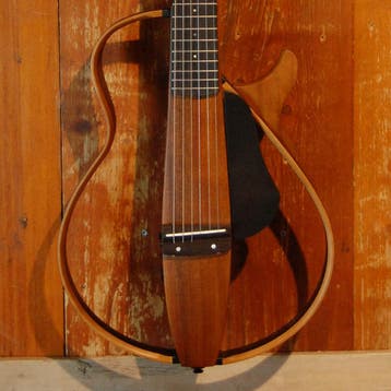Yamaha SL-G200S, Muziek en Instrumenten, Snaarinstrumenten | Gitaren | Akoestisch, Ophalen of Verzenden, Nieuw