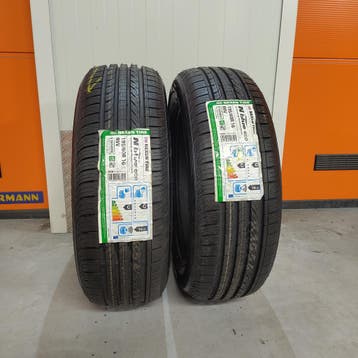 195/60R15 89V — Nexen NBlue Eco — 2x gebruikte banden, Ophalen, Gebruikt, 15 inch, Band(en)